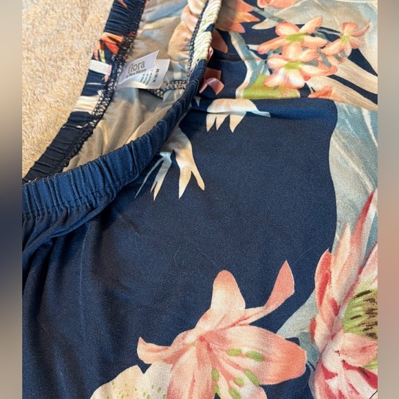 Various brand of sleep/lounge shorts. All size medium. Great condition. Offer! - Picture 3 of 14